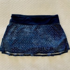 Lululemon Pace Setter skirt Blue Sashiko cross